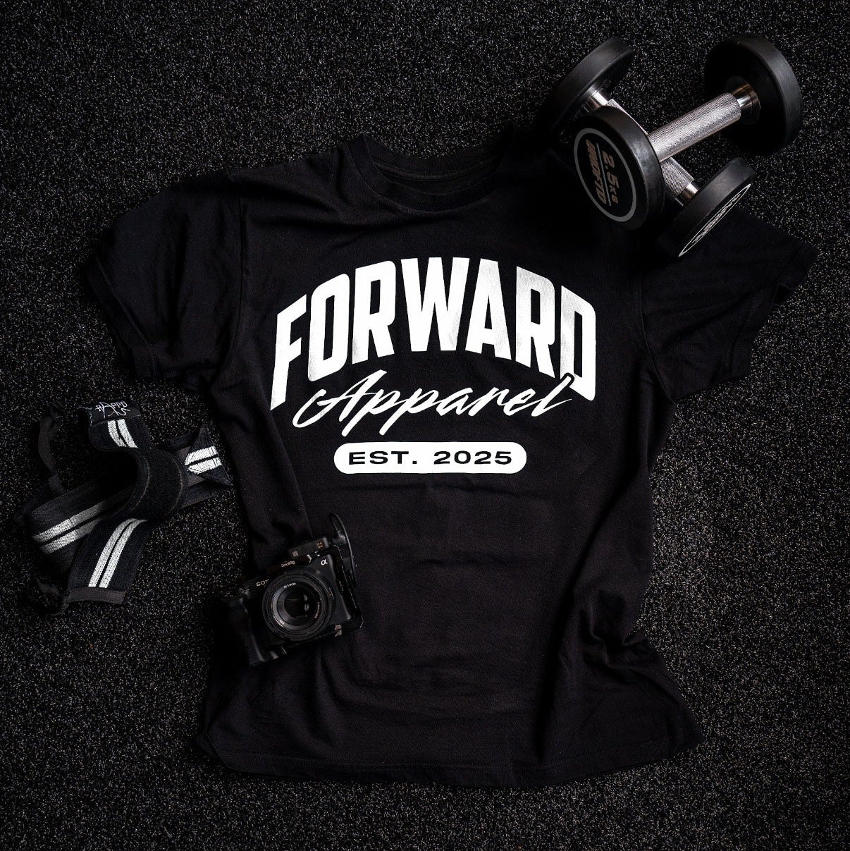 STAPLE TEE